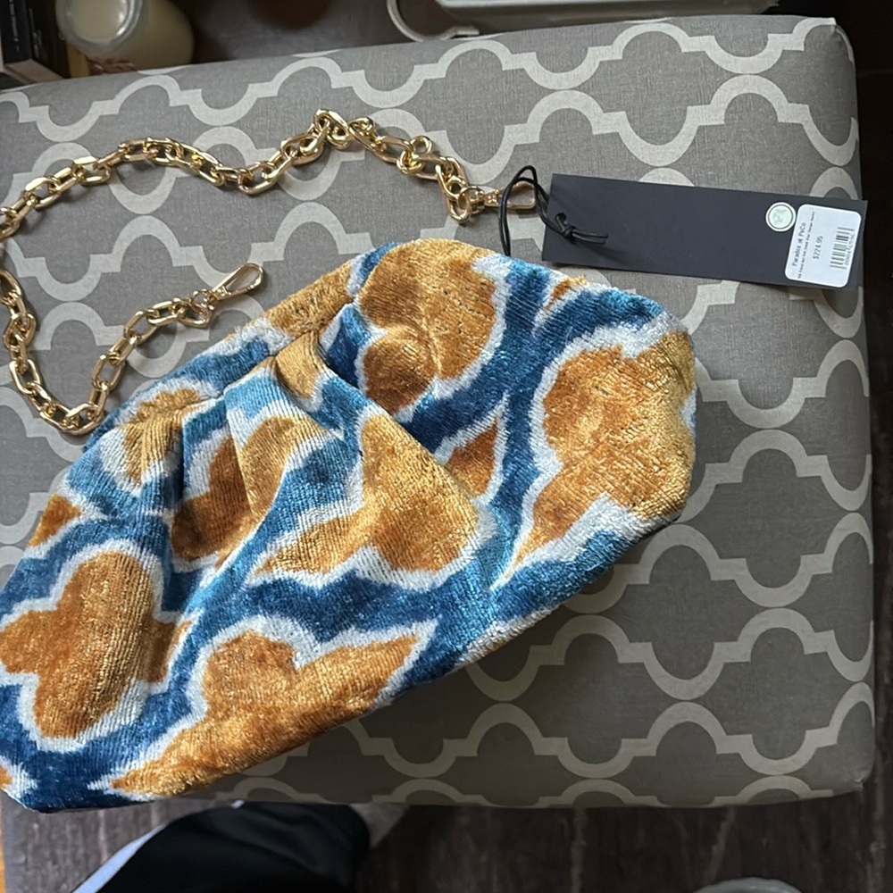 Hot Stuff clutch